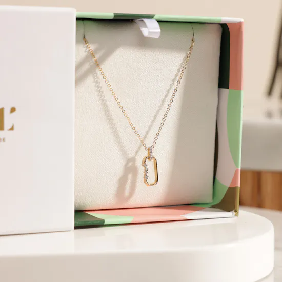 Miss L' by L'azurde Rectangle Diamond Necklace | Delightful Rose Bouquet