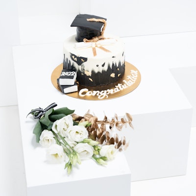 Graduation Honey Cake from Roselle
