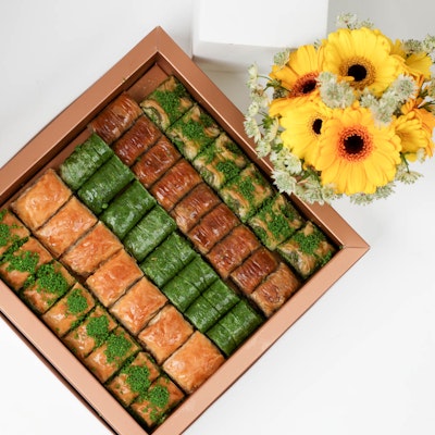 Ghazl Ramadan Mixed Baklava Gift Box | Flowers 