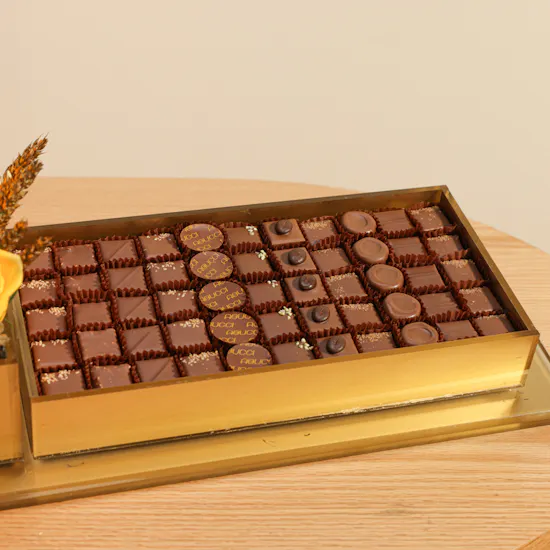 Abucci Elegant Chocolate Box | Cheerful Yellow Roses