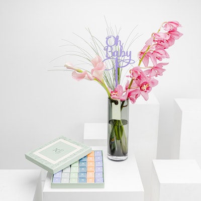 Floward Medium Chocolate Box | Oh Baby Pink Blooms