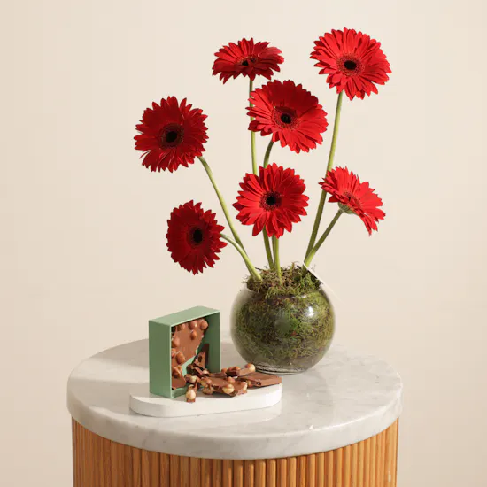Sweetzerland Sweet Rocks Hazelnut Milk Chocolate Box | Attractive Flowers