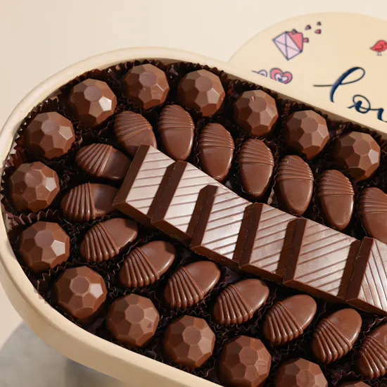 Floward Heart Chocolate Tray