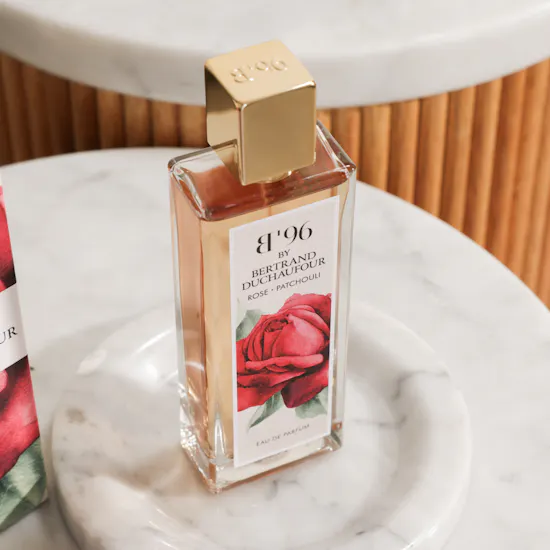 عطر روز باتشولي من برتراند دوشوفوراو دي بارفيوم للنساء من بي 96 | زهور العاطفة