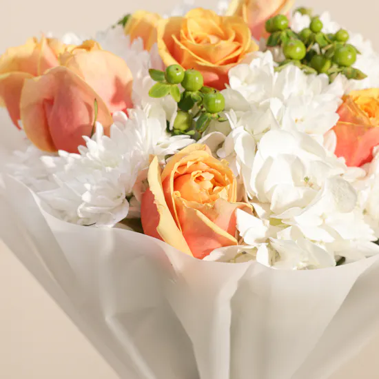 Floward Birthday Baby Chicken Cake | Stunning Flowers Bouquet
