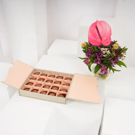Floward Caramel Chocolate Box | Elegance Vase