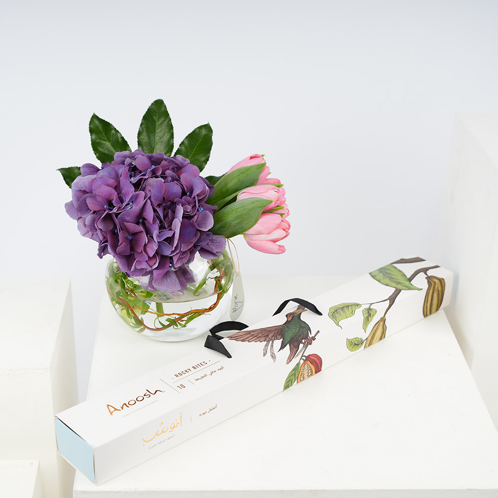 زهور وشوكلاته من انوش 