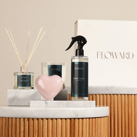 Floward Lovely Orchid Elegant Home Set | Serene Elegance Rose Vase