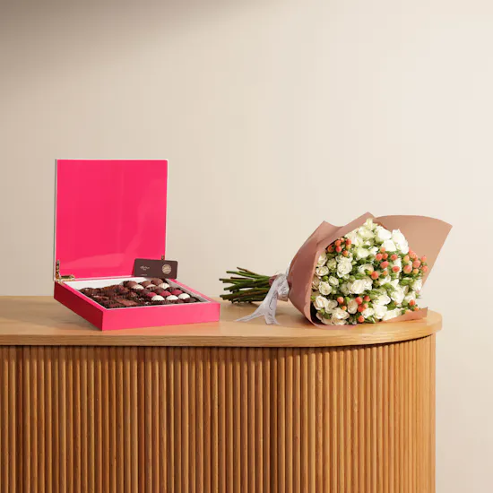 Bateel Pink Chocolate Box | Rose Bouquet