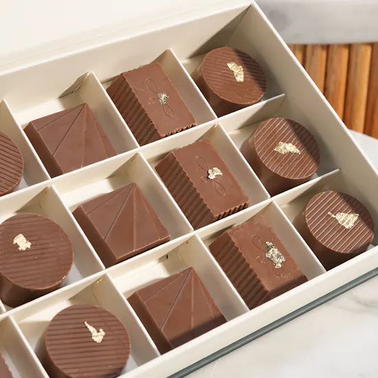 Floward Birdsong Small Chocolate Box