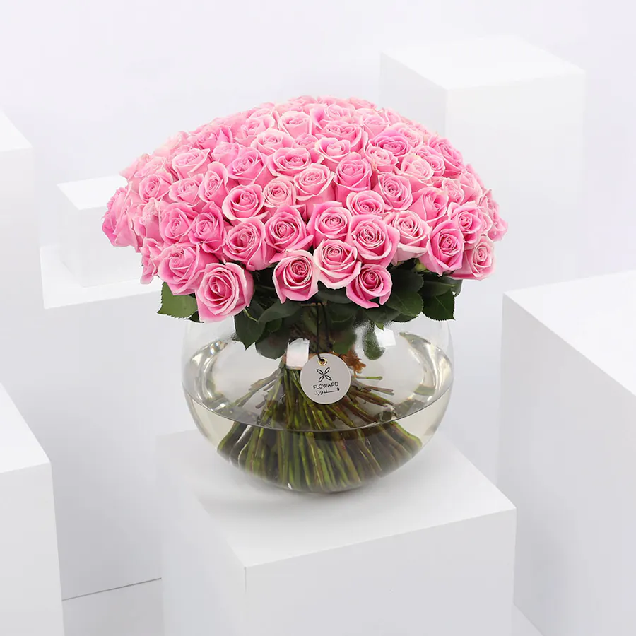 Rosita Vendela | Glass Vase 1