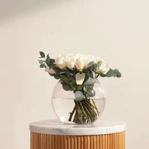 Ivory Elegance Rose Vase Ivory Elegance Rose Vase