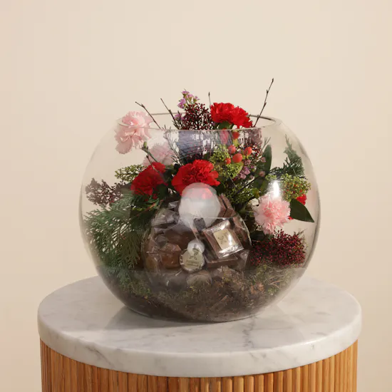 Floward Chocolates | Enchanting Carnation Vase