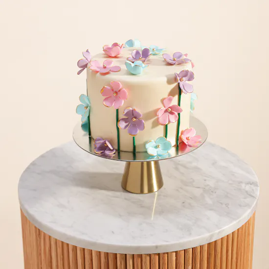 Floward Floral Elegance Cake
