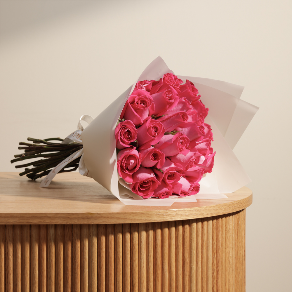 Fuchsia Grace Bouquet | 25 Roses