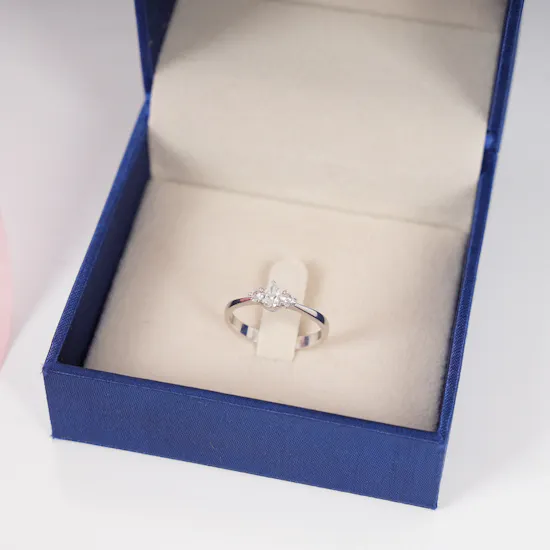 Lapis Diamond Ring | Flowers Bouquet