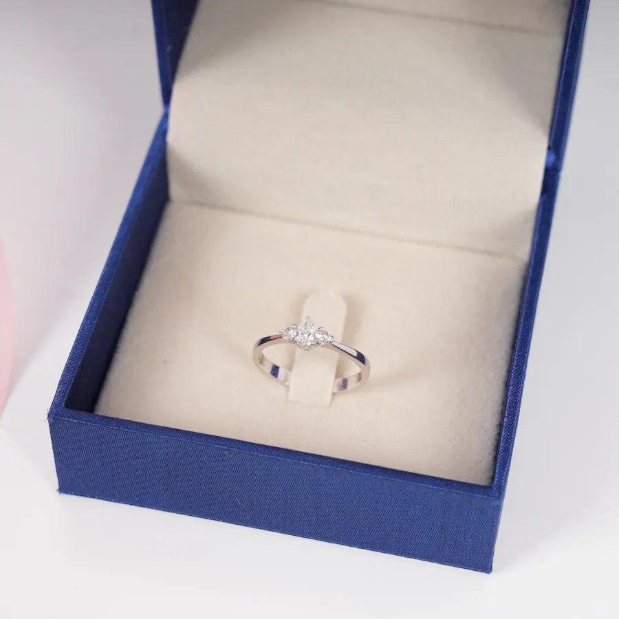 Lapis Diamond Ring | Flowers Bouquet  5