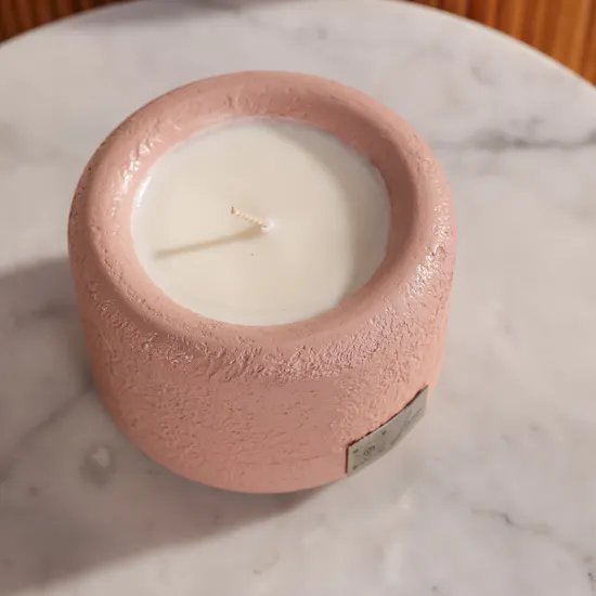 Lanai Perla Small Pink Candle | Pink Birthday Gift Balloon and Hydrangea Vase
