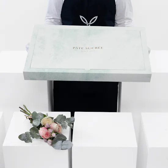 Pate Sucrèe The Crusty Box | Elegant Roses