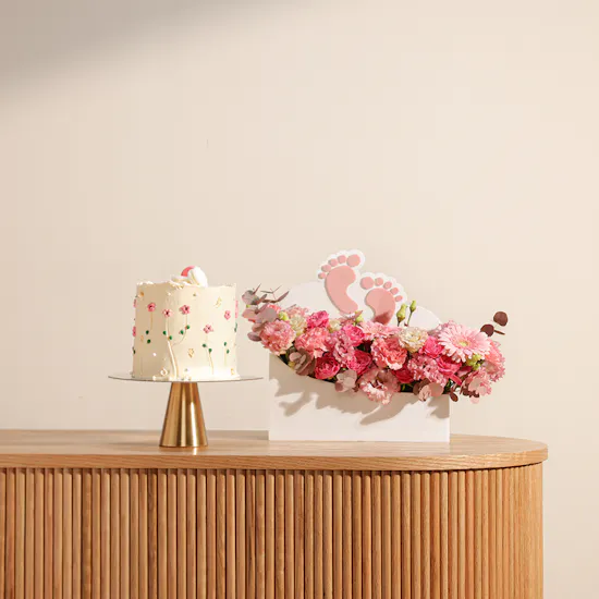 Floward New Baby Girl Cake | Blooms Tray