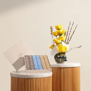 Godiva Napolitains Chocolates Box | Irresistible Softness Flowers Vase Godiva Napolitains Chocolates Box | Irresistible Softness Flowers Vase