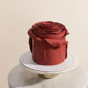 Floward Red Rose Premium Cake