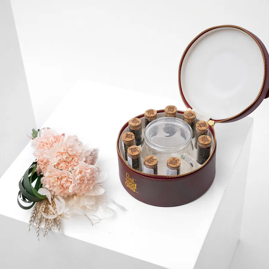 Feel Good Tea Leather Bag | Carnations 1