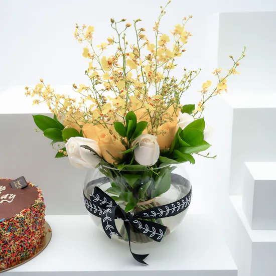 Sucre De Nada Birthday Chocolate Cake | Soft Roses