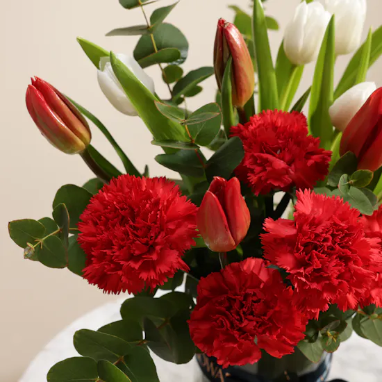 Heartbeat Touch Flowers Vase