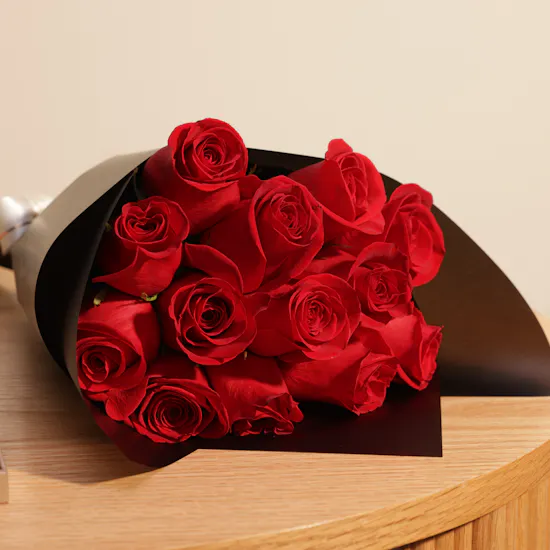 Kooheji Jewellery Rose Gold Heart Earrings | Amazing Flowers Bouquet