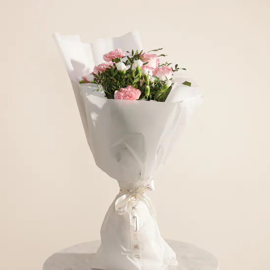 Touch of Elegance Flowers Bouquet