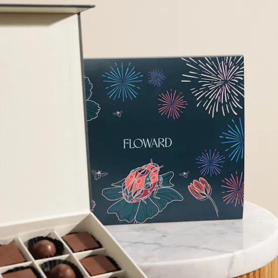 Floward Signature Medium Chocolate Box