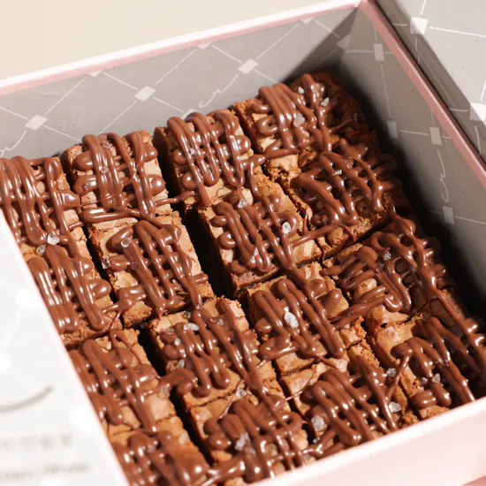 Creamy Ribbons Nutella Chocolate Sea Salt Brownies Box | Elegant Flowers