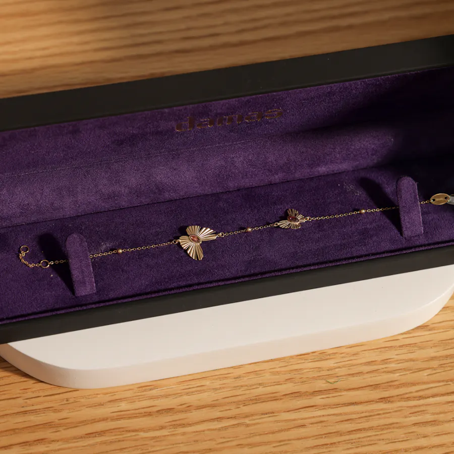 Damas Gold Bracelet For Women | Fresh Shiny Flowers 2
