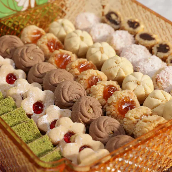 صندوق حلويات كلاسيك باللون الأخضر أكريليك من فيفل