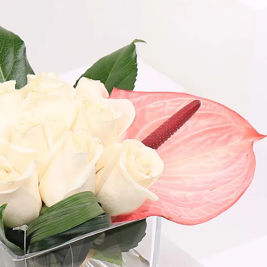 White Deep Love | Glass Vase