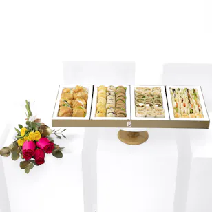 Pate Sucrèe Laeb Sandwich Box | Roses Pate Sucrèe Laeb Sandwich Box | Roses
