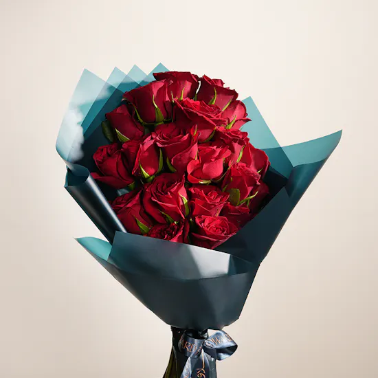 Kaek Blady Kaek Semolina with Pistachio | Red Roses