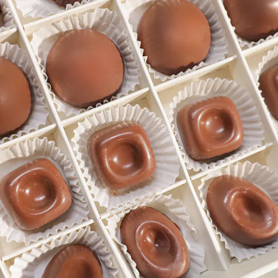 Floward Medium Chocolate Box