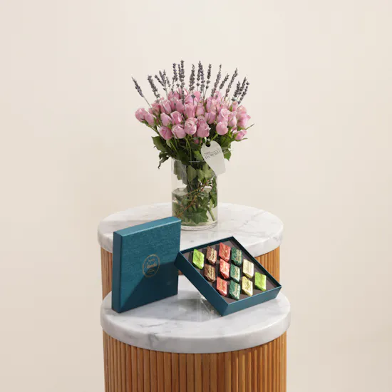 Venchi Murrine Gianduiotto Blue Gift Box | Fresh Flowers