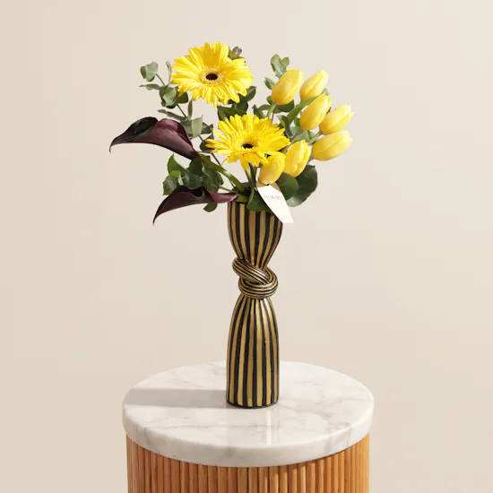 Sculpted Glow Flower Vase