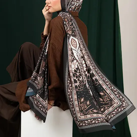 Emma Mystic Wood Scarf | Amazing Roses