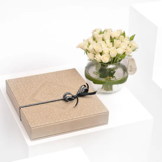 Floward Quran and misbaha Gift Box | White Roses Vase