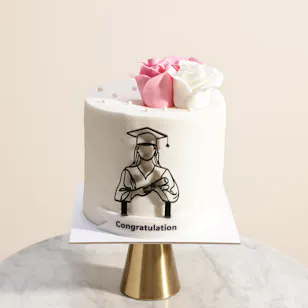Floward Floral Graduation Cake for Her