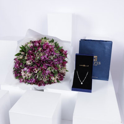 Lapis Diamond & Gold Necklace | Alstroemeria Bouquet