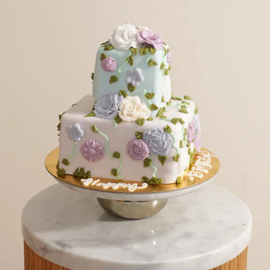 Floward Floral Layers Cake