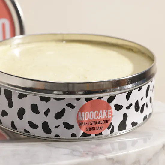 SugarMoo Strawberry Moocake