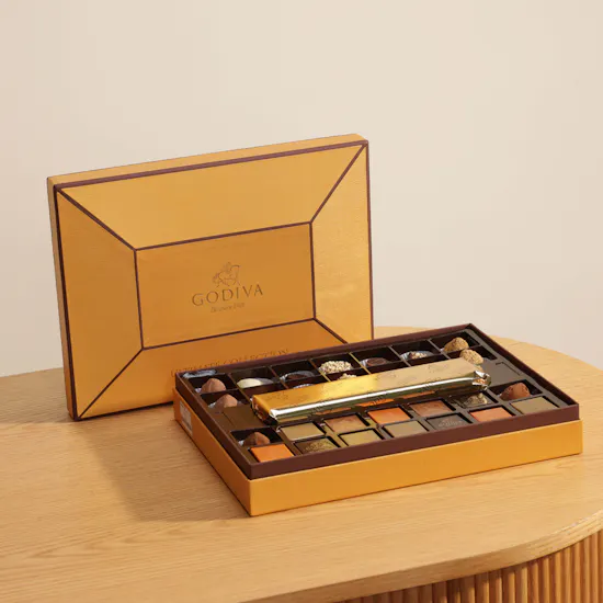 Godiva Ultimate Collection Chocolate Box | 40 Pieces