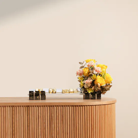 Floward Chocolate Tray | Shiny Flowers