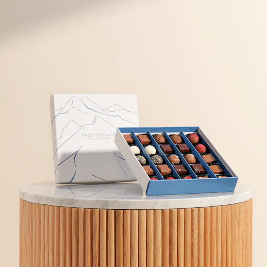 Sweetzerland Chocolate Box | 25 Pieces | Praline & Truffle